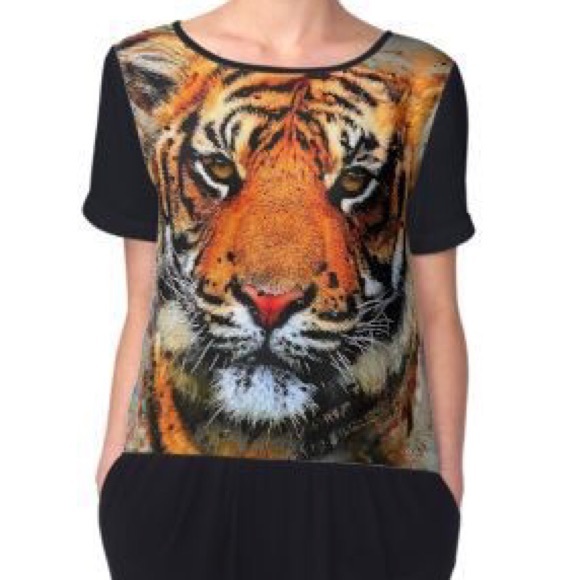 Forever 21 Tops - Forever 21 | Tiger Shirt NWOT 🐯